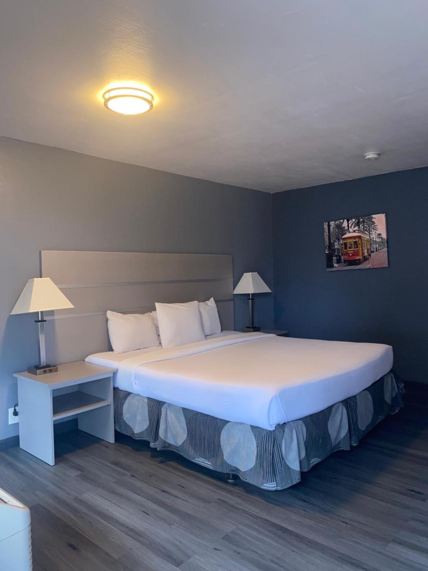Hotel 10 Extended