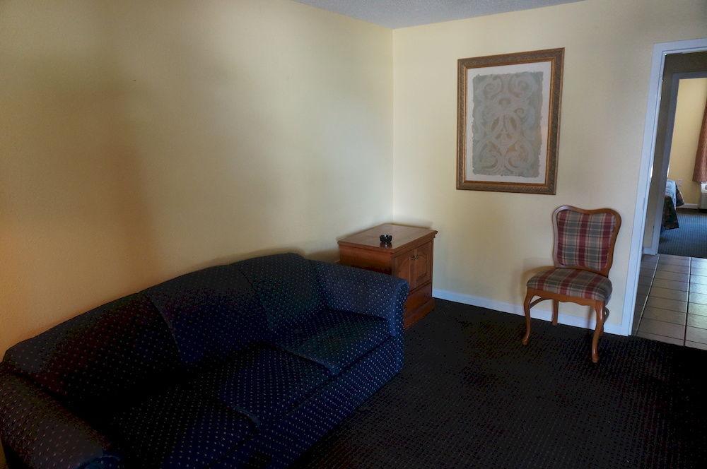 10 Extended Hotel New Orleans